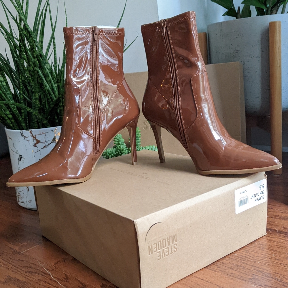 Steve Madden Elwyn Patent Ankle Boots, 9.5, Brown - Picture 3 of 13